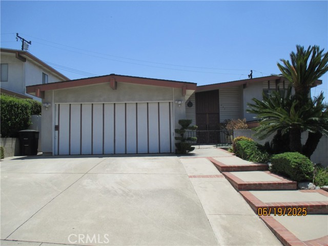 Property photo of 442 Van Buren DR