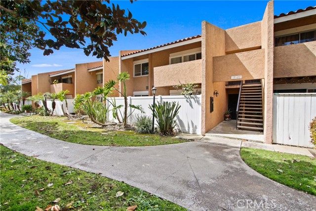 Property photo of 1001 W Macarthur BL