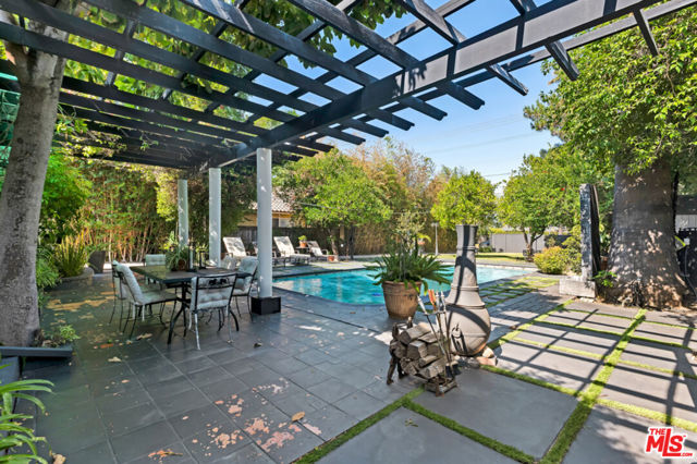 Photo of 5341 Mecca Av