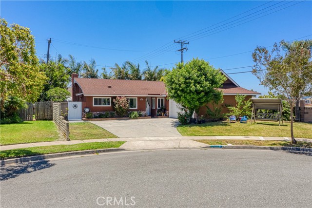 Property photo of 6002 Calvin CR