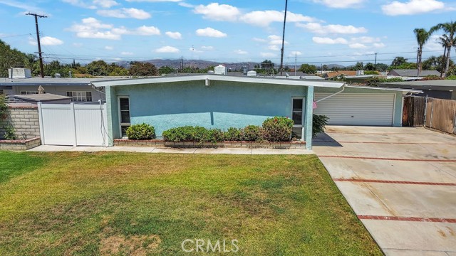 Property photo of 14033 Oval Dr.