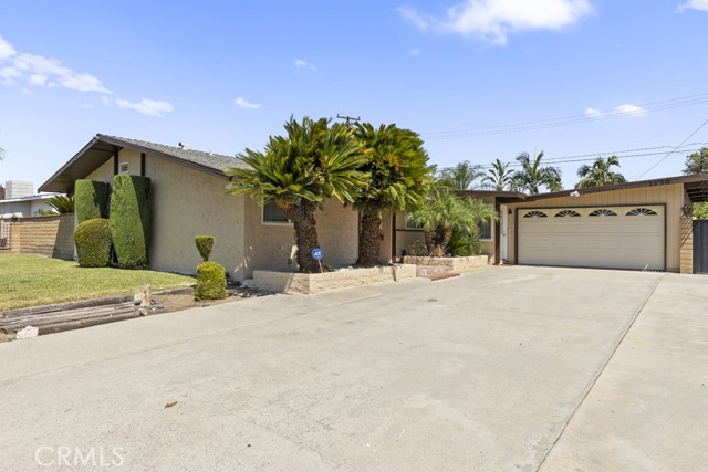 Property photo of 1134 S Shadydale Ave