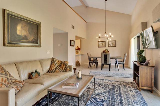 Property photo of 512 Flower Hill LN