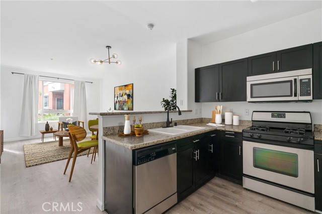 Property photo of 100 S Alameda ST