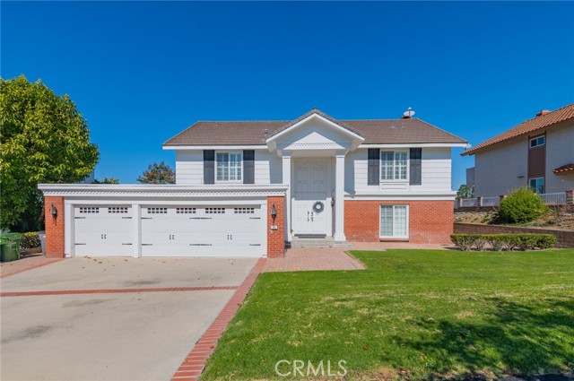 Property photo of 43 Country LN