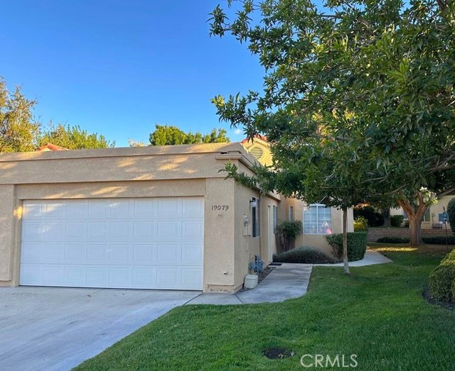 Property photo of 19079 Primrose LN