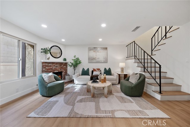 Property photo of 1120 E Las Tunas