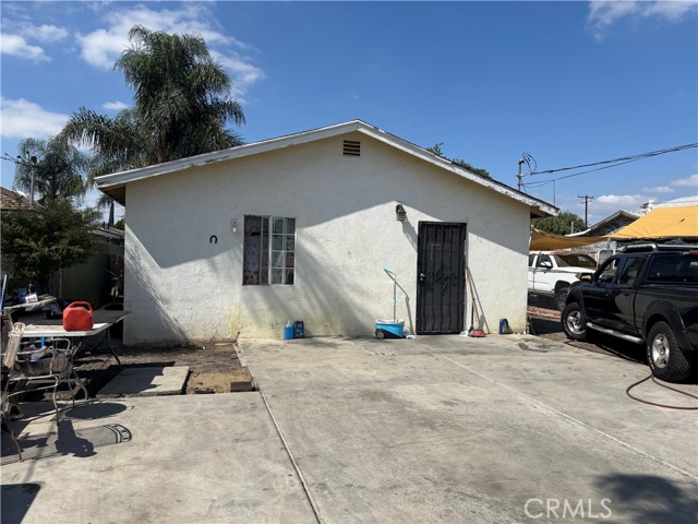Property photo of 10022 ALAMEDA AV