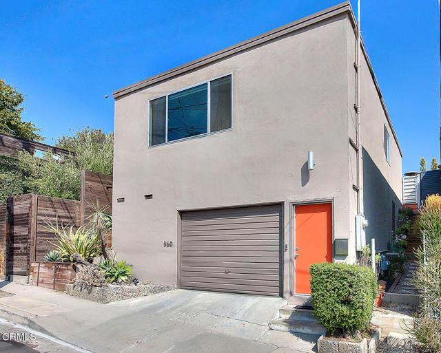 Property photo of 560 Neva PL