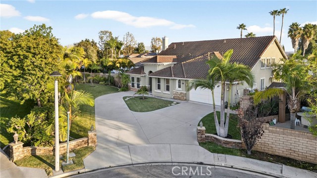 Property photo of 18568 Arbor Gate