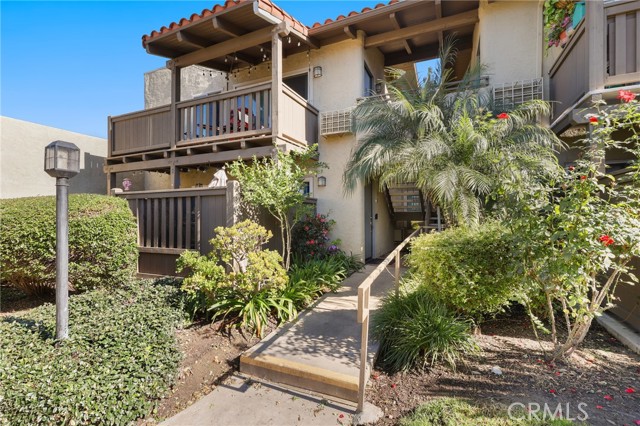 Property photo of 1345 Cabrillo Park DR