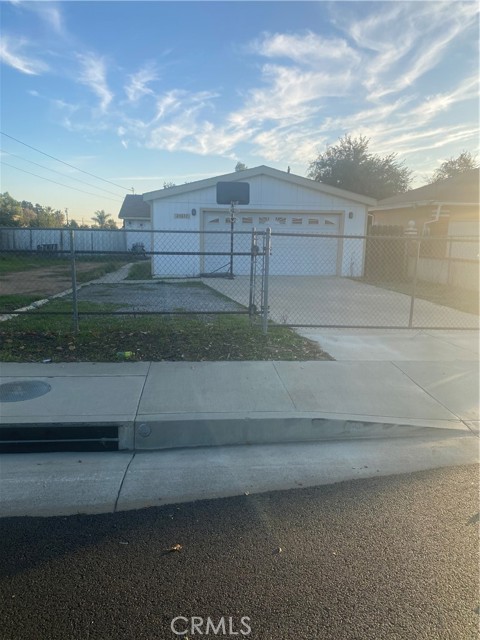 Property photo of 24637 Myers