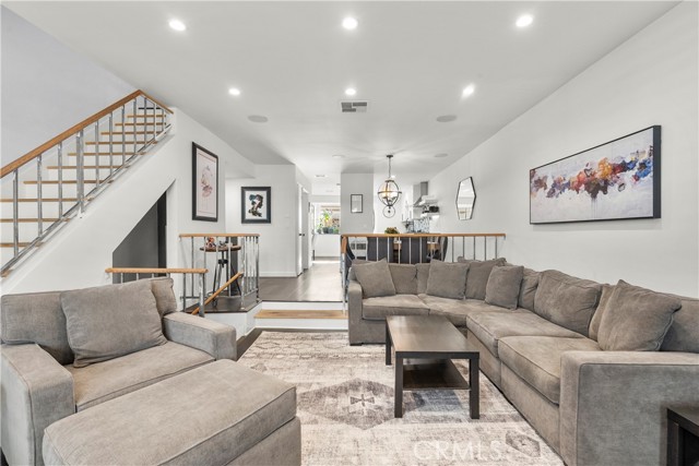 Property photo of 10229 Variel