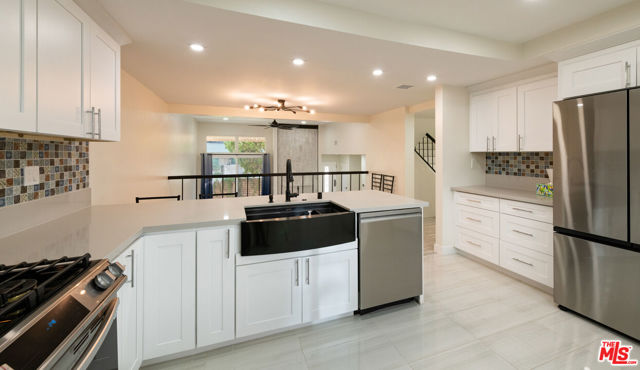 Property photo of 13206 Admiral AV