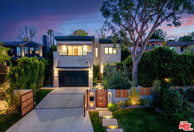 Property photo of 14840 Sutton ST