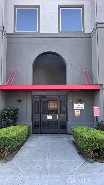 Property photo of 1801 E Katella