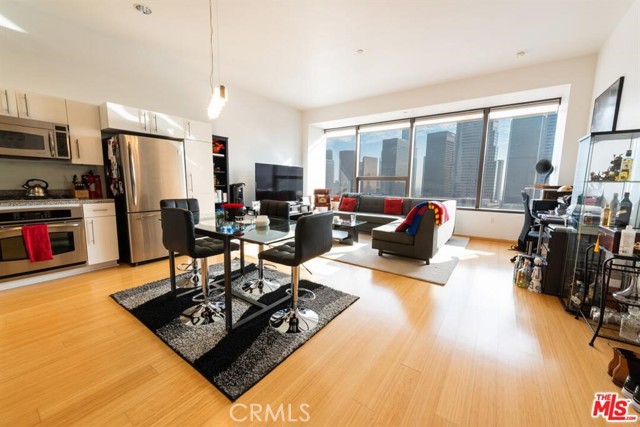 Property photo of 1100 Wilshire BL