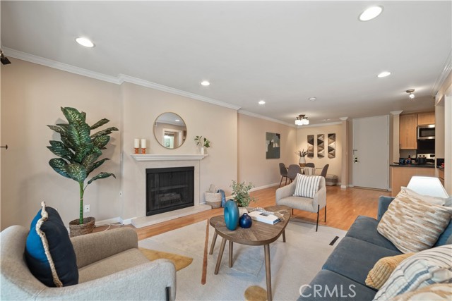 Photo of 8108 Raintree Cr