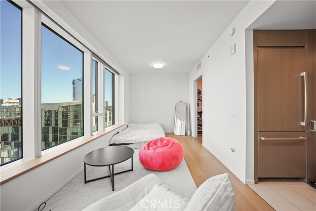 Property photo of 889 Francisco ST