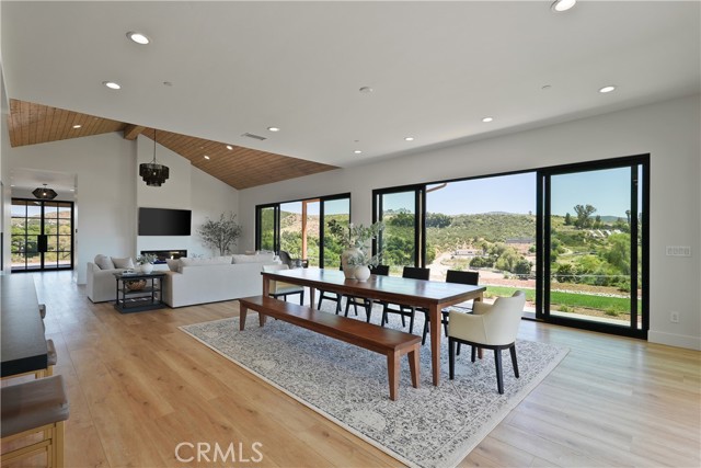 Property photo of 38721 Calle De Toros