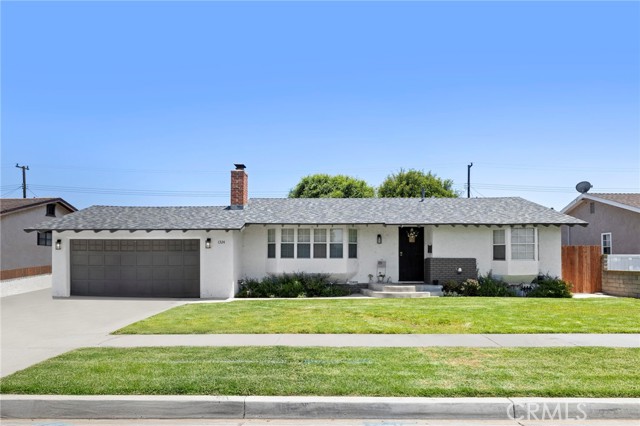 Property photo of 1324 S Oakhaven DR