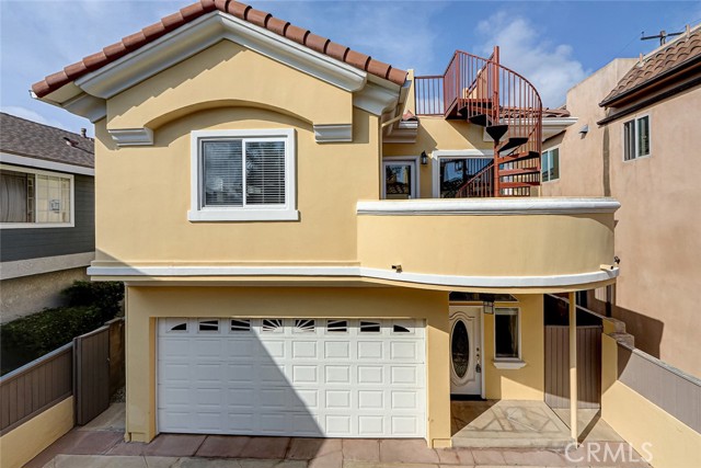 Property photo of 602 N Juanita AV