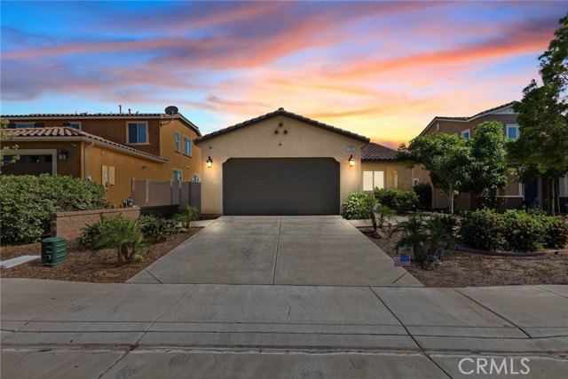 Property photo of 1389 Mary LN