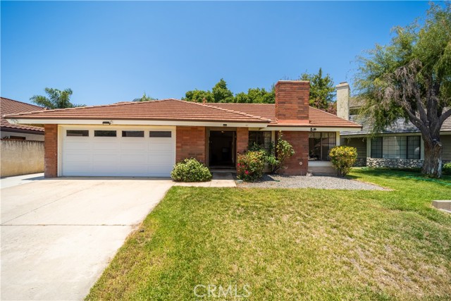Property photo of 3 Bonanza Ct