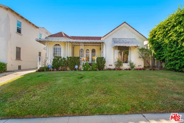 Property photo of 1421 S Ridgeley DR