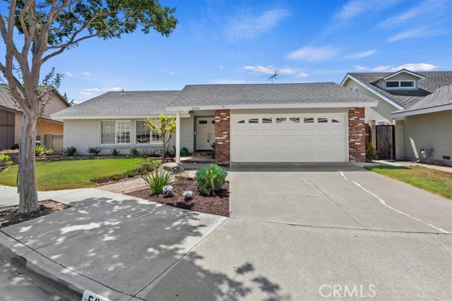 Photo of 5832 Roxbury Ct