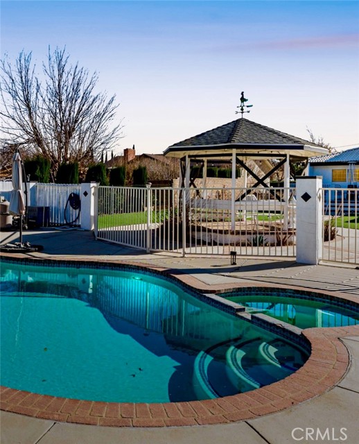Property photo of 4803 W Avenue M10