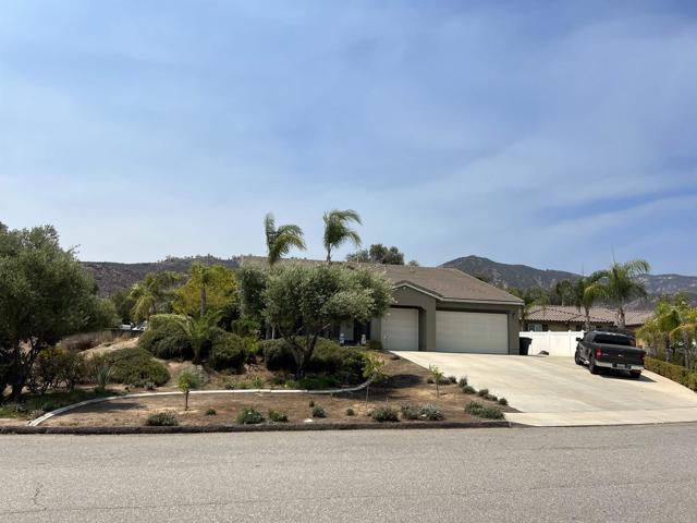 Property photo of 20851 Sundrops Lane