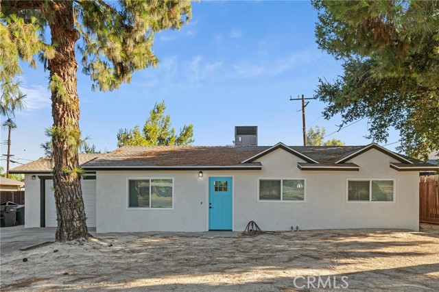 Property photo of 919 E Lugonia AV