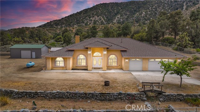 Property photo of 1679 Desert Front RD