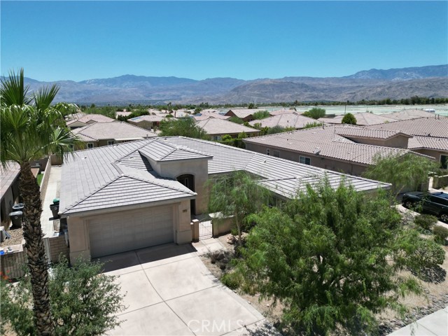 Property photo of 74115 Portola Pointe LN