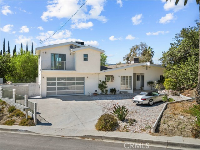 Property photo of 4715 Burgundy RD