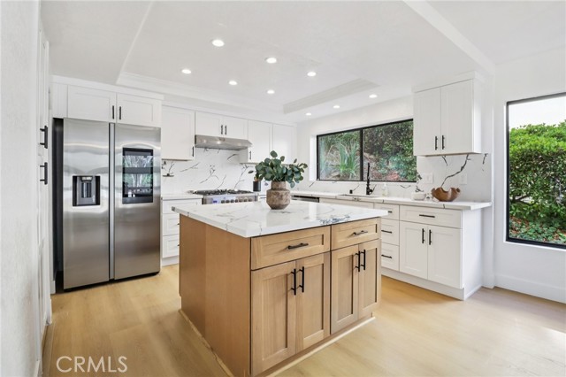 Property photo of 27941 Via Estancia