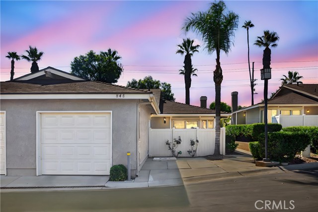 Property photo of 848 Tangerine ST