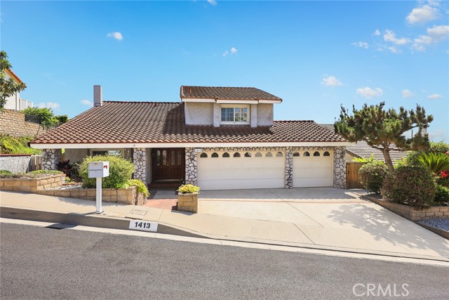 Property photo of 1413 Cuesta WY