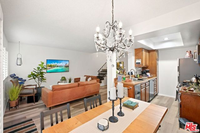 Property photo of 18560 Vanowen ST