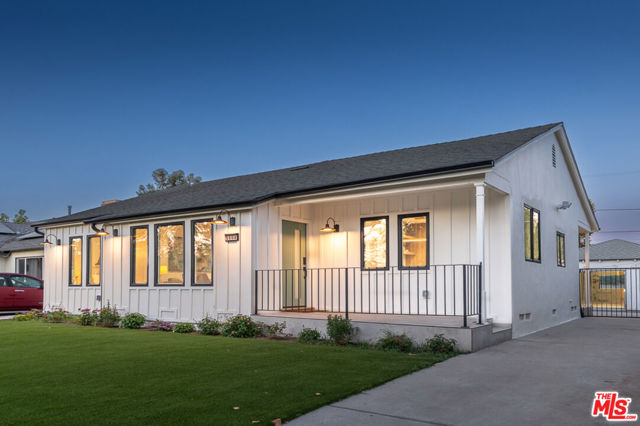 Property photo of 5808 Irvine AV