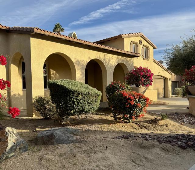 Property photo of 77178 California DR