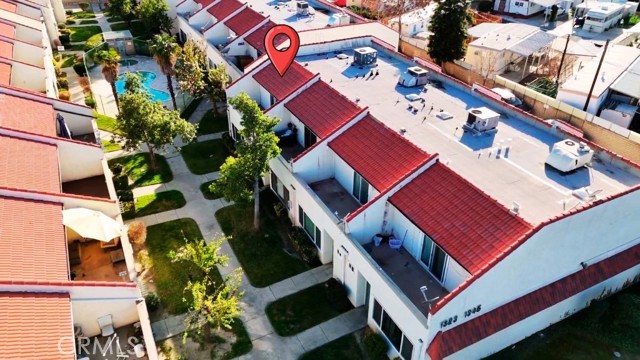 Property photo of 1337 W Latham