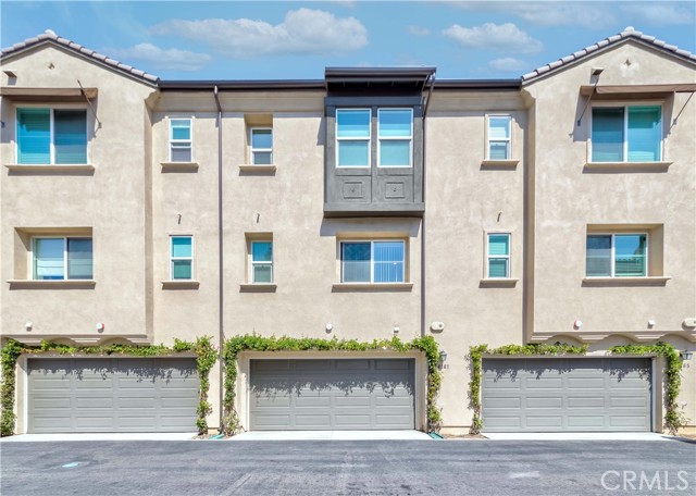 Property photo of 14161 Olivia CT