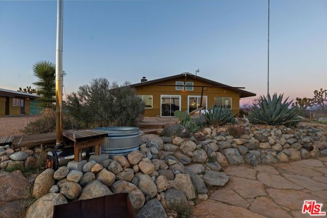 Property photo of 2680 Vine AV