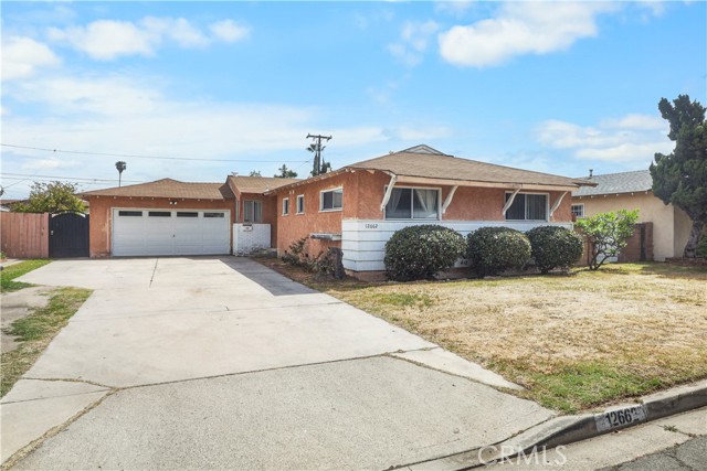 Property photo of 12662 Falcon LN