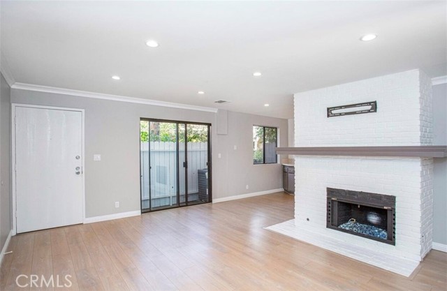 Property photo of 8641 Glenoaks BL