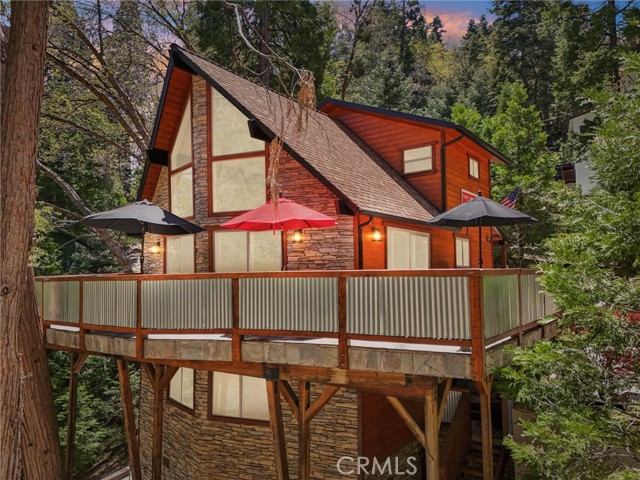 Property photo of 385 Iris DR