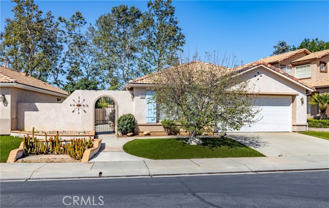Property photo of 689 Twin Hills DR