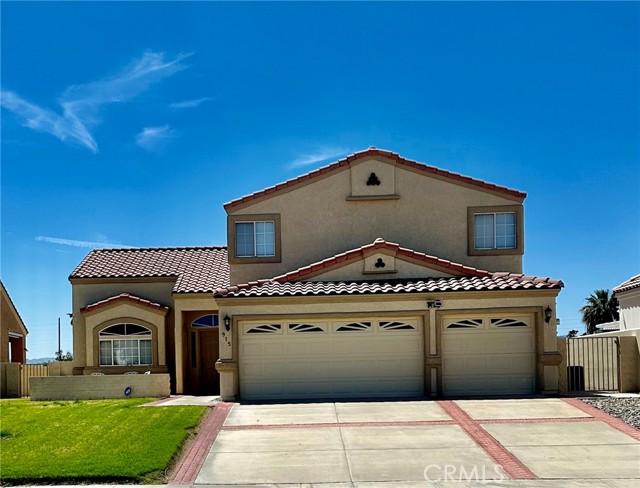 Photo of 915 Beach Dr